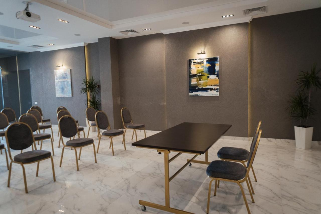 Optima Collection Bergshloss Ρίβνε Εξωτερικό φωτογραφία