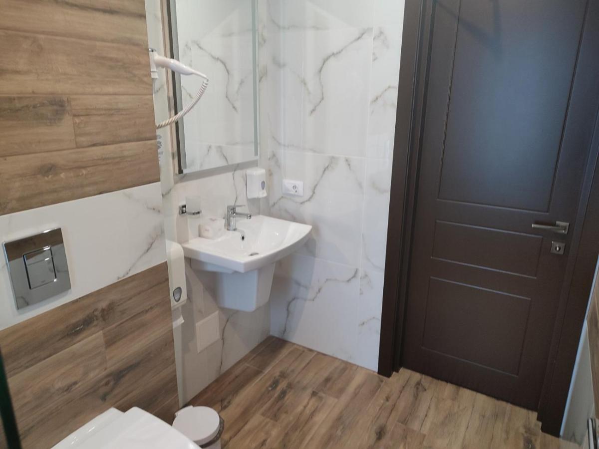 Optima Collection Bergshloss Ρίβνε Εξωτερικό φωτογραφία